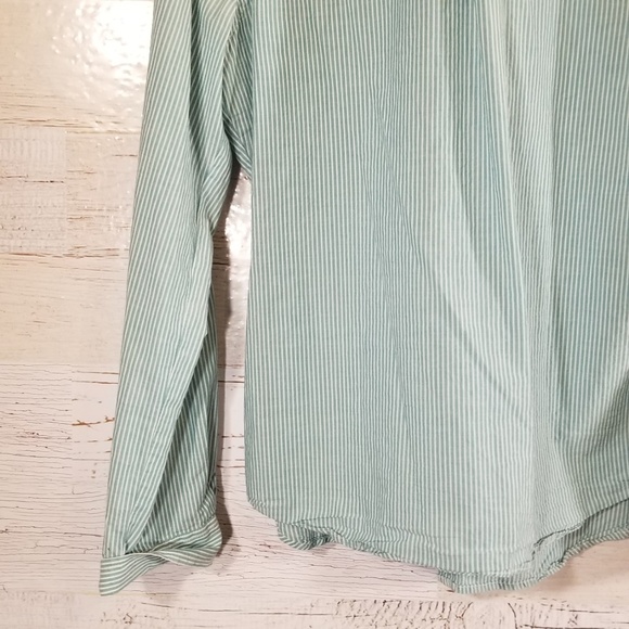 Mossimo Supply full button down blouse - Picture 6 of 8